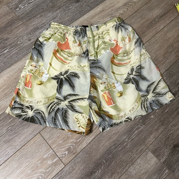 🖤 Caribbean swim  trunk with new condition. - Picture 9 of 10